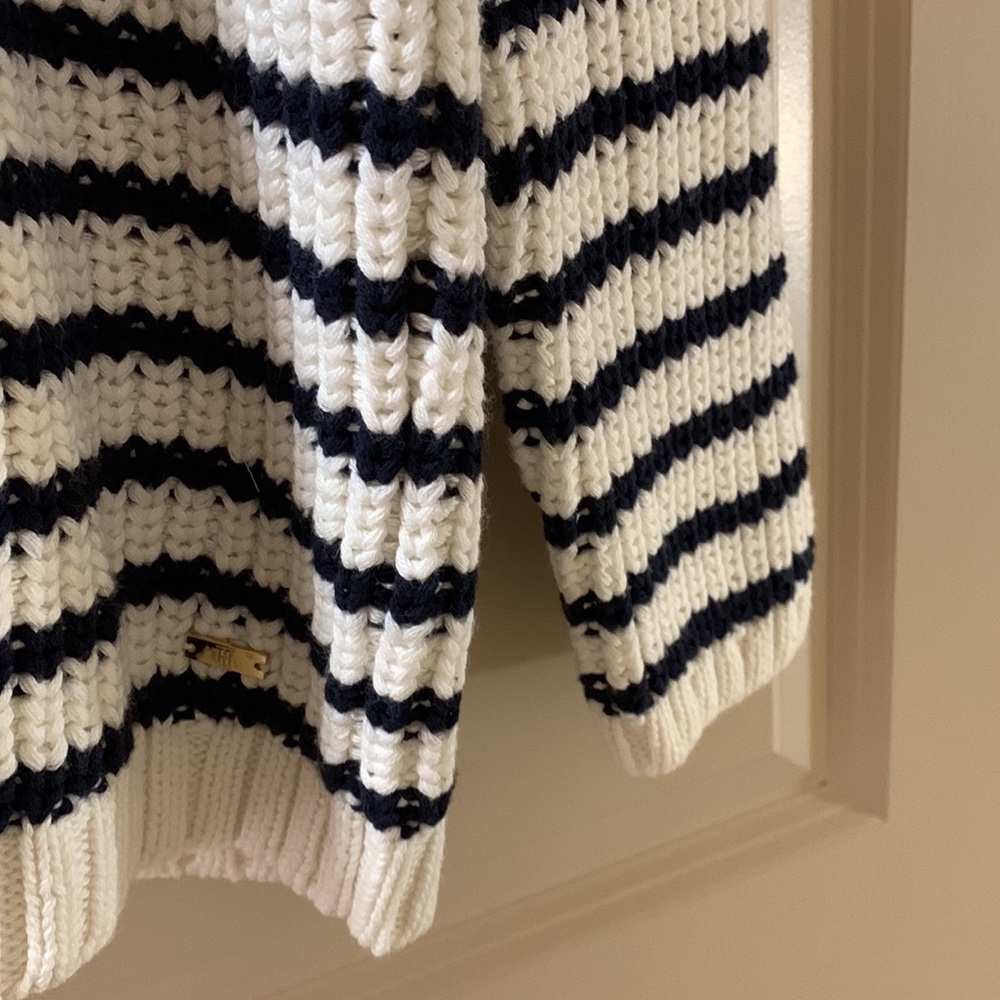 Tommy Hilfiger Women’s Chunky Striped Sweater- Large - Picture 4 of 9